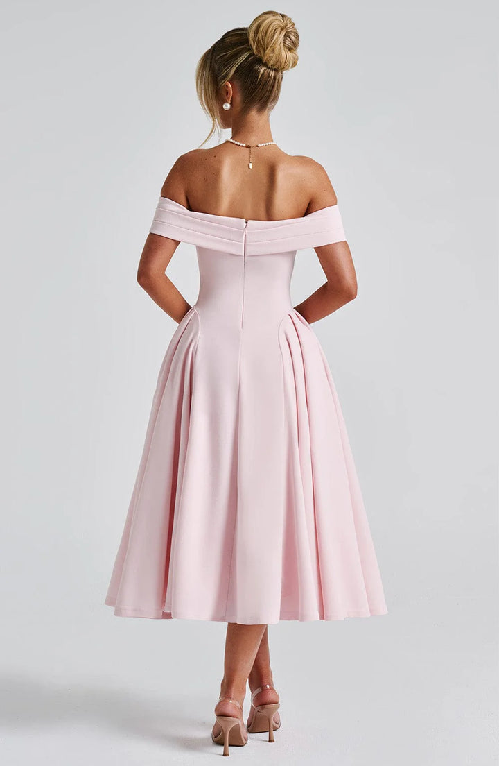 Minerva - Effortlessly Elegant Midi Dress